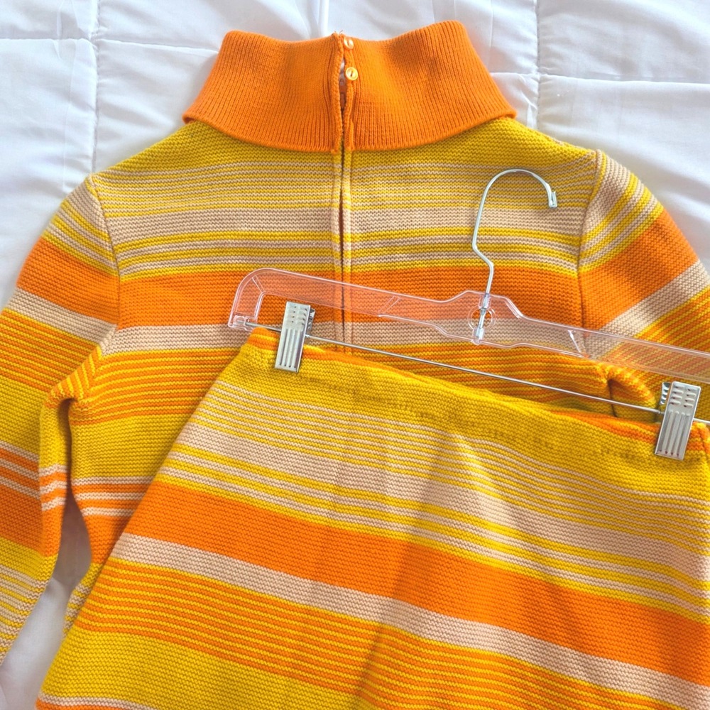 Neusteters Vintage Striped Sweater Skirt Set Orange Yellow Mock Neck